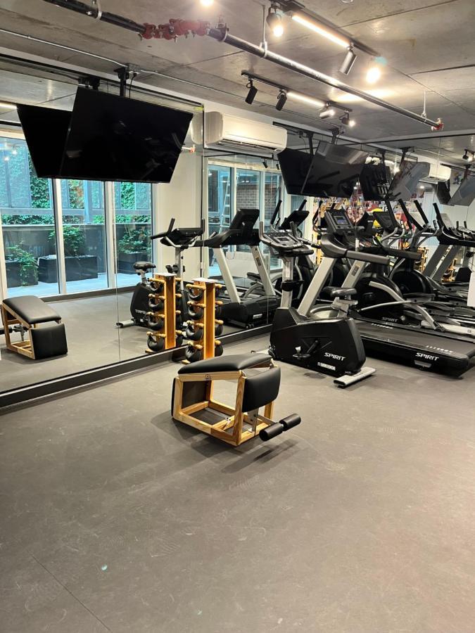 Sainte-elisabeth Suites - Location - Must * Montreal